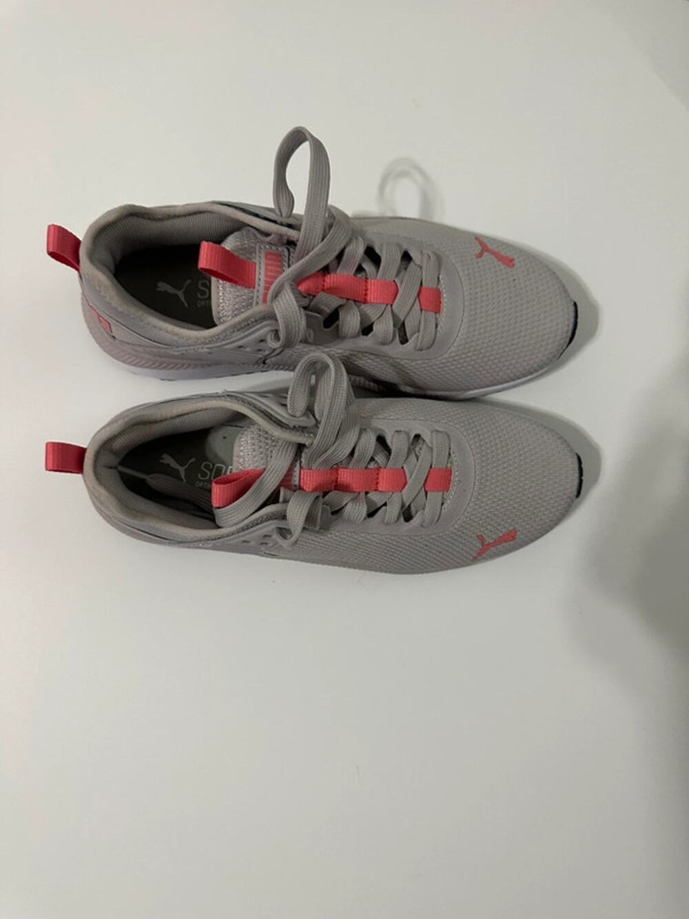 Puma Size 9 walking running shoes soft ride gray pink